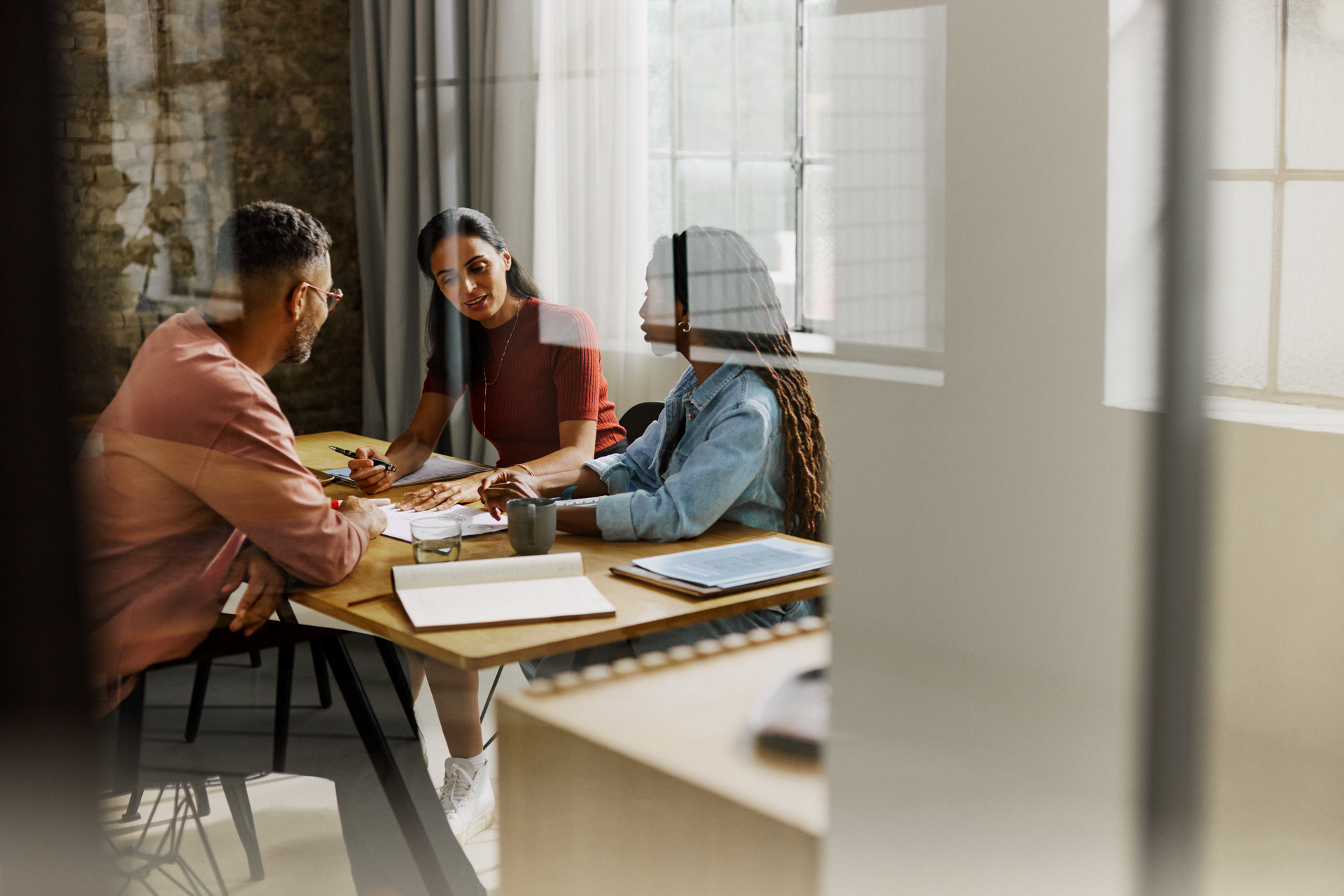 Extron 포함 인증 Teams 솔루션