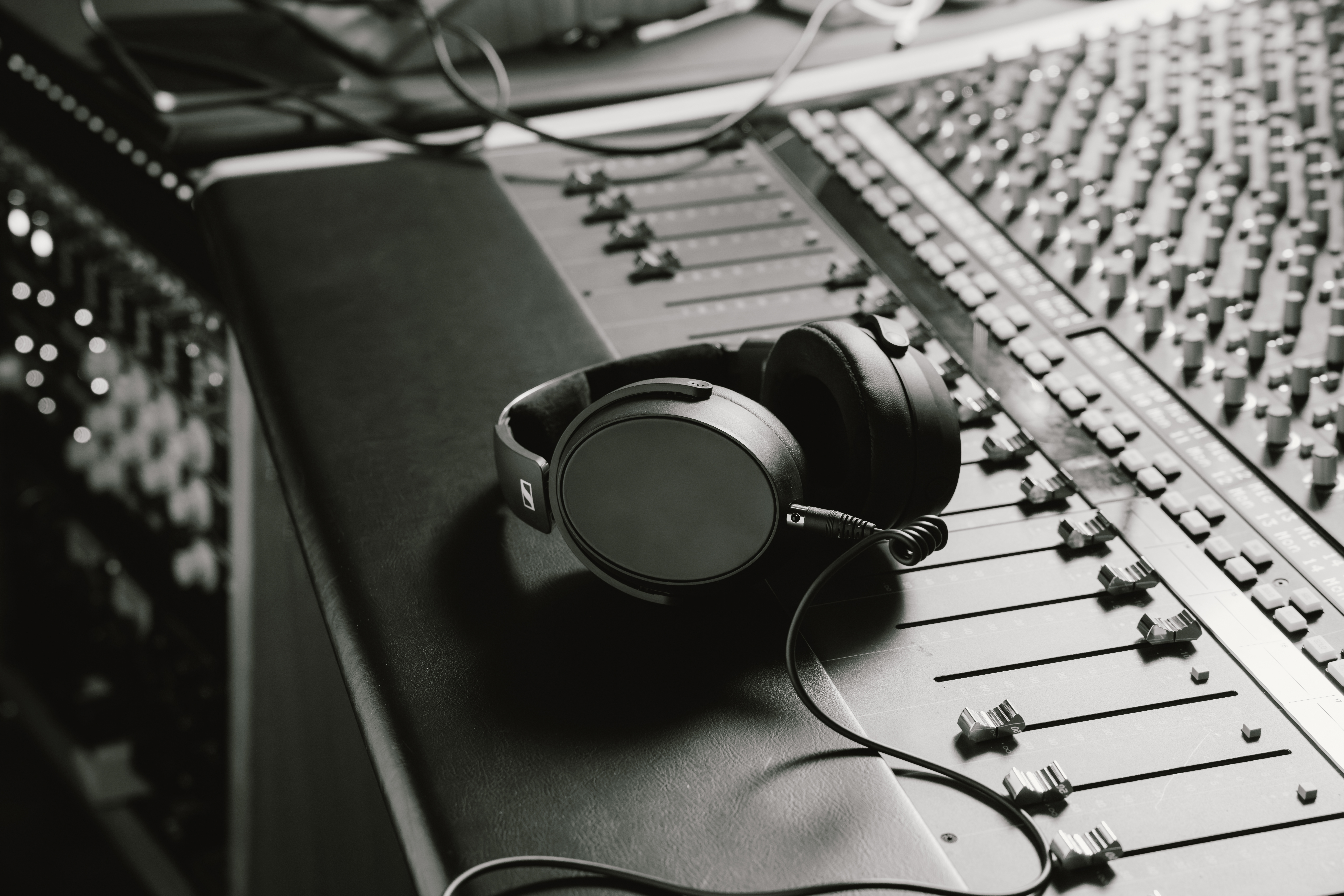 HD_480_Pro_Product_Shot_Mood_08.jpg