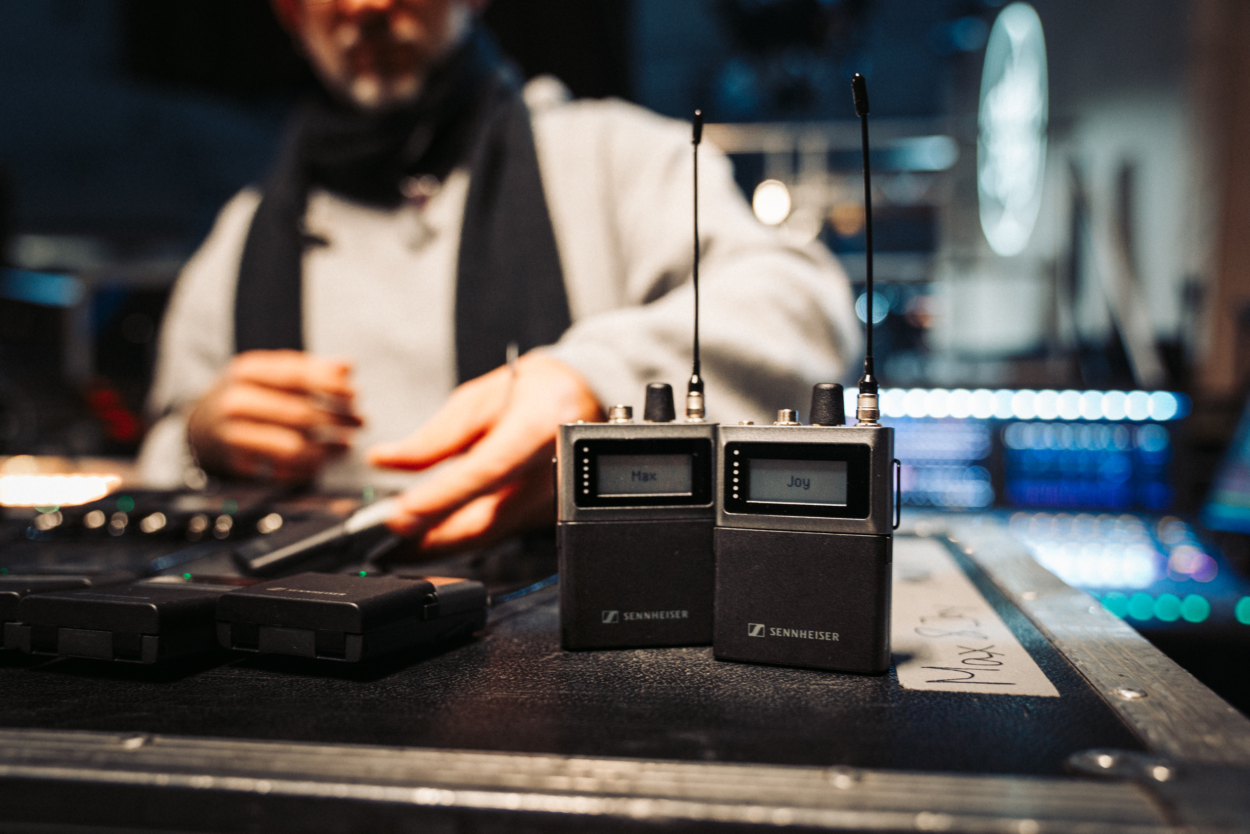 Kern provided Max and Joy, the musicians, and the backstage team with high-quality, low-latency in-ear sound