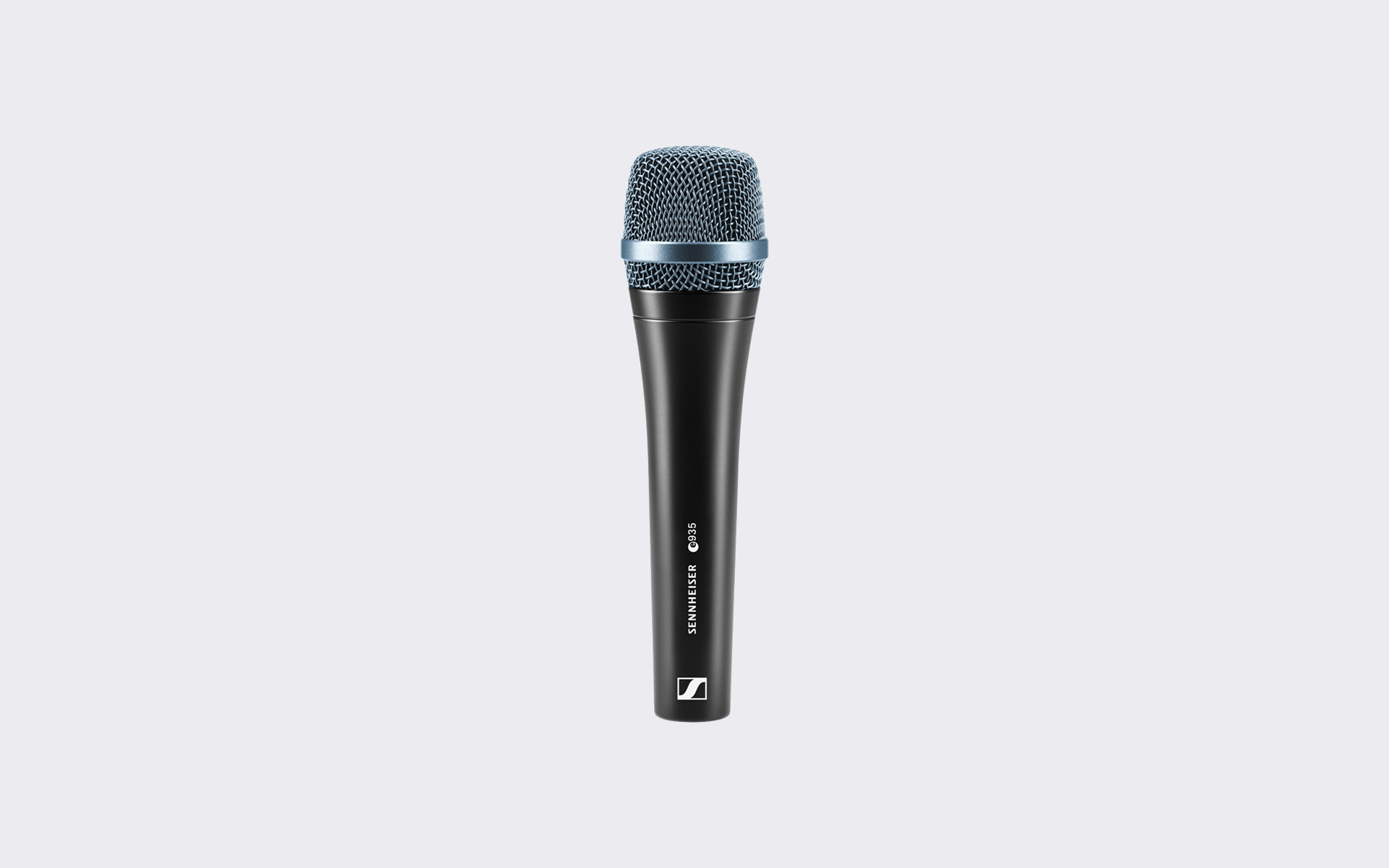 e 935